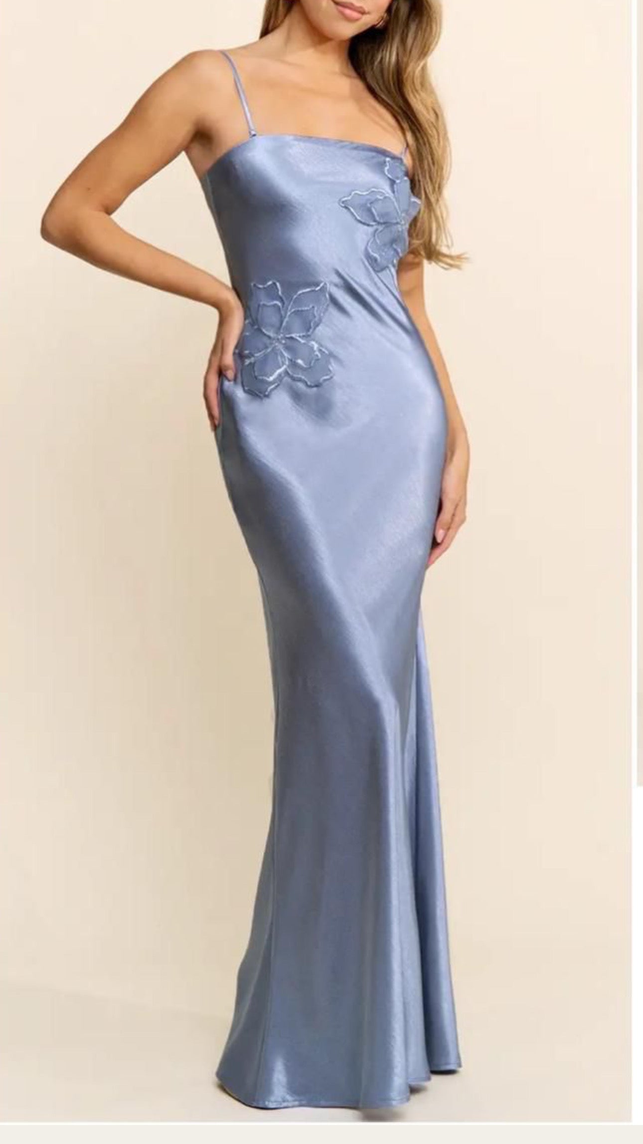 Vestido aplicación