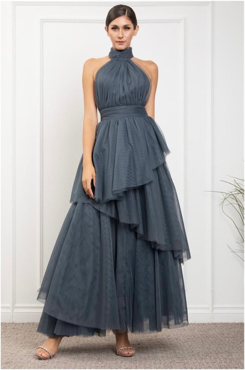 Vestido tul capas