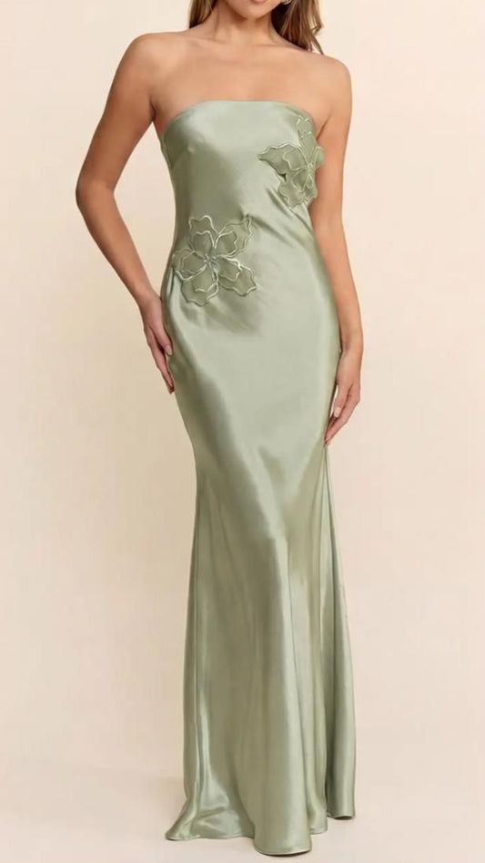 Vestido aplicación