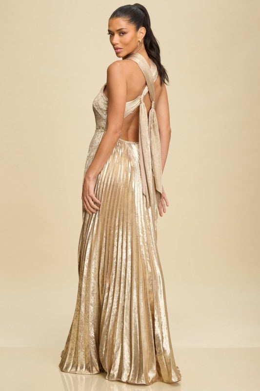 Vestido halter plisado