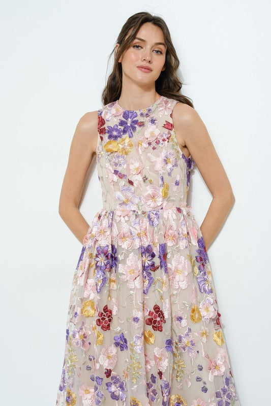 Vestido flores 3D